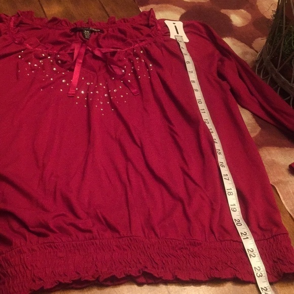 LENA Red Peasant Top Petite - Picture 5 of 7